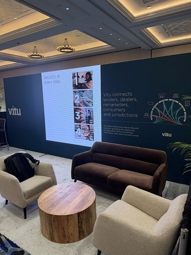 reconfigurable 10x20 video wall booth